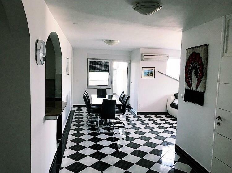 Mundial Apartments นยีวีเซ ภายนอก รูปภาพ